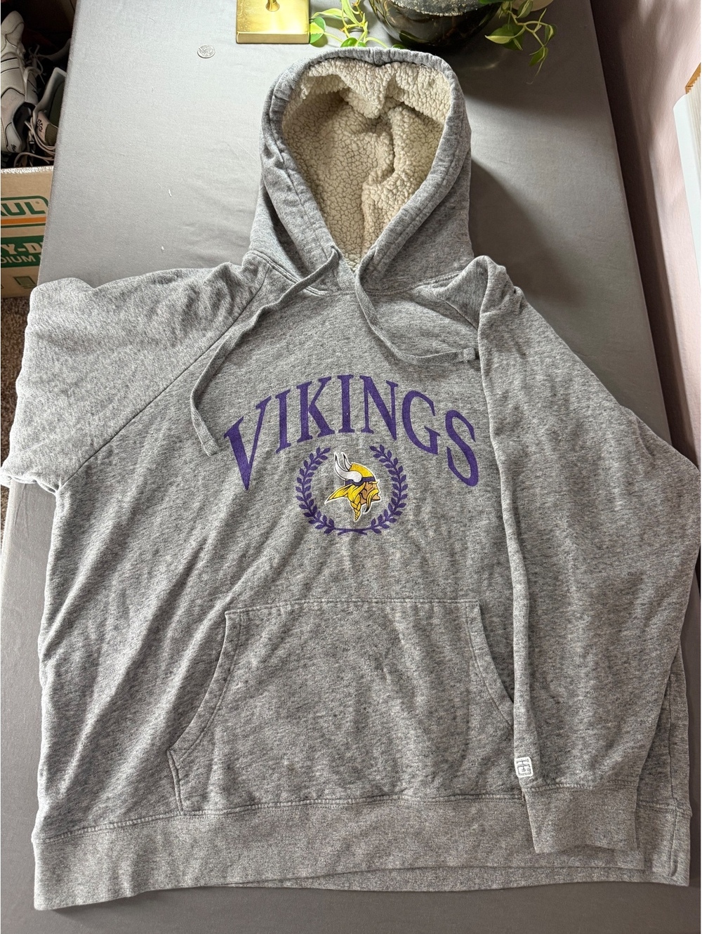Tailgate Minnesota Vikings Sherpa Lined Hoodie Sweatshirt Large